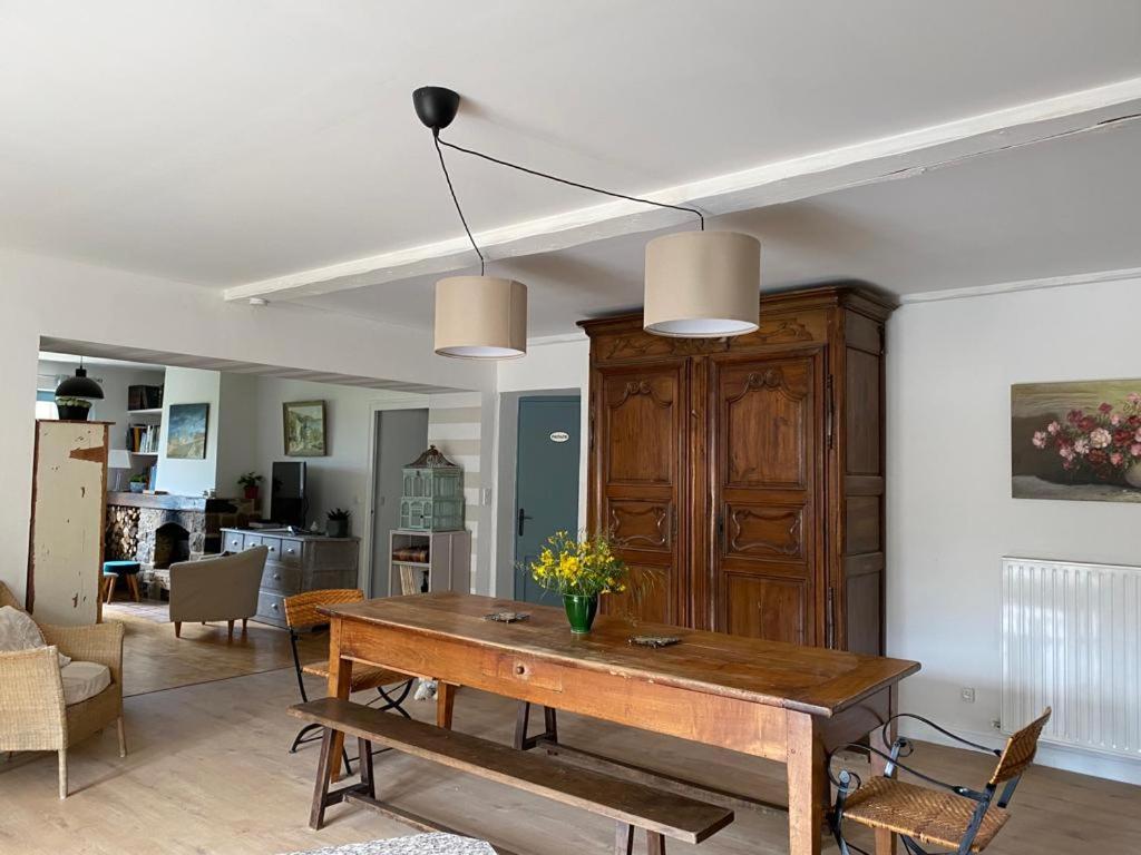 Maison Sur Cour Courzieu Extérieur photo